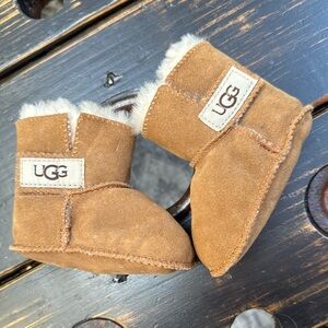UGG Tan Erin Booties Size Small (2-3 US)